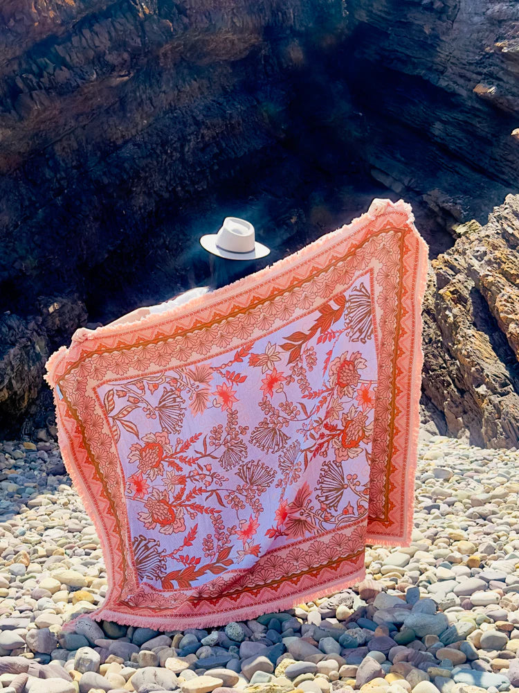 Emily Picnic Rug - Throw- Large with Pocket image 0