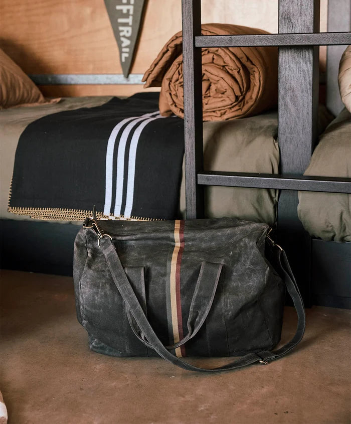 Escapee Overnight | Waxed Canvas | Black