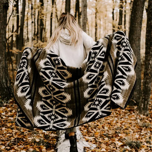 Quichua Blanket - Onyx Black