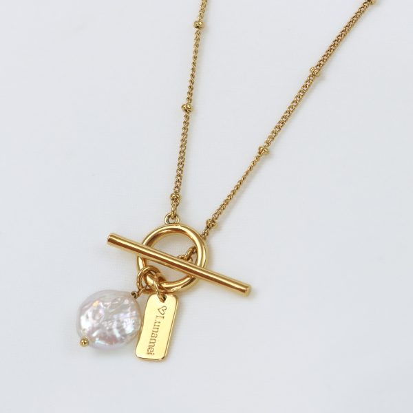 Balance Necklace in Gold image 0