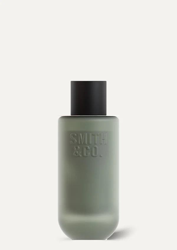 Smith & co Amber & Freesia Room Spray
