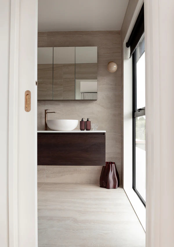 Smith & Co Black Oud & Saffron Hand/Body Wash