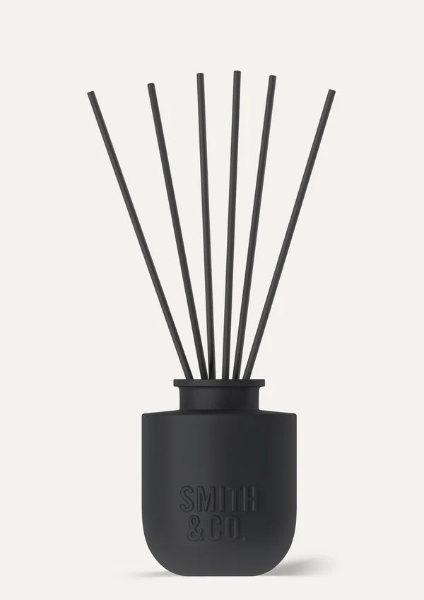 Smith & Co Tobac & Cedar Wood Diffuser